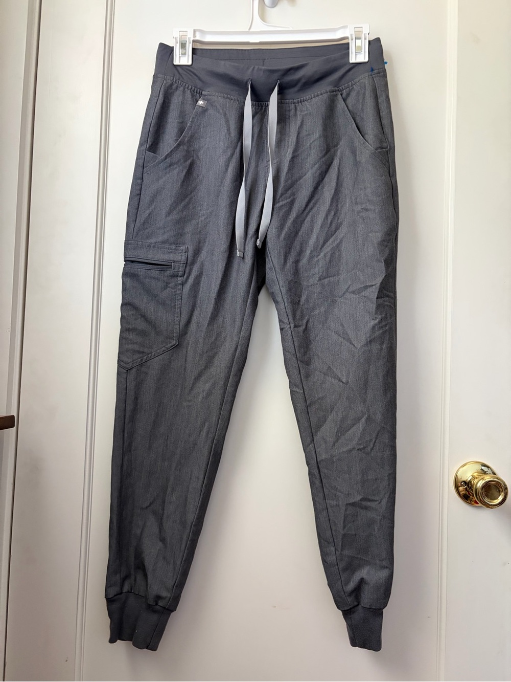 Figs Women’s Charcoal Drawstring Jogger Pant Scrubs